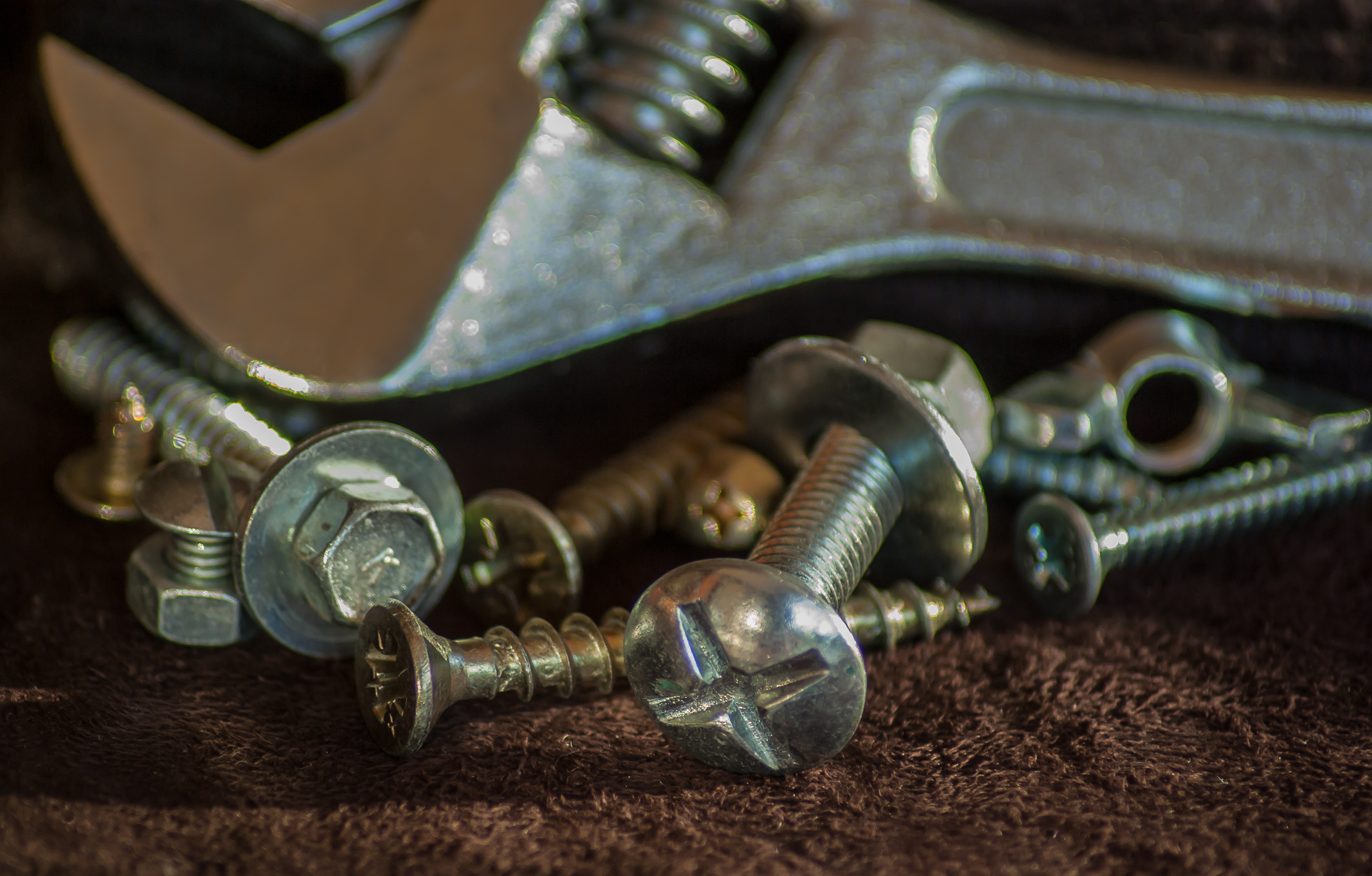 Plumbing & Hardware